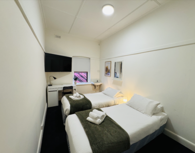 96 Barkly Street, St Kilda – Room 14